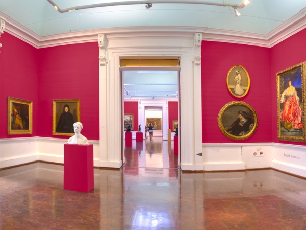 Art Galleries Tour